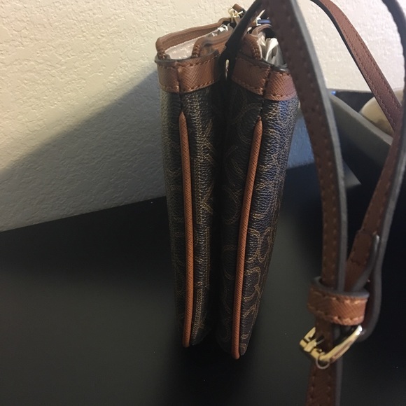 Calvin Klein Brand New Hudson MONOGRAM - Picture 7 of 7